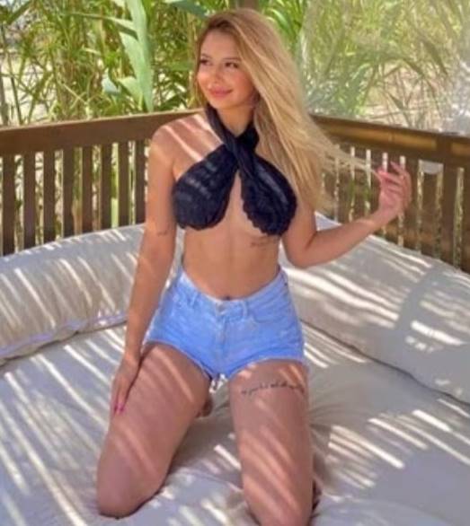 Beylikdüzü Escort Bayan Filiz İle Sınırları Zorlayan Güzellik